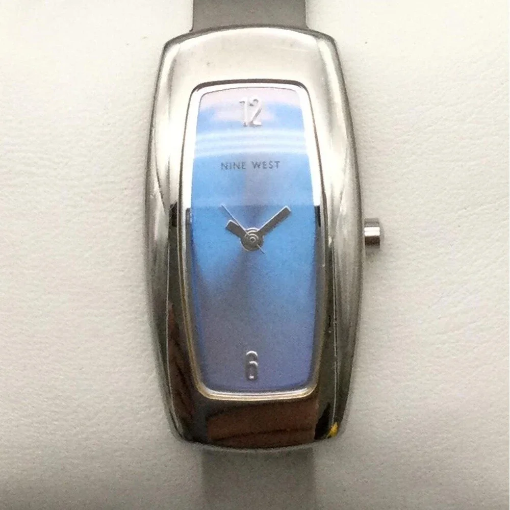 Nine West Womens Watch 19mm Silver Tone Stainless Steel Blue MOP New Battery